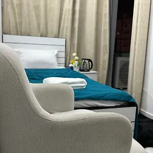 بيت شباب Phenomenal 